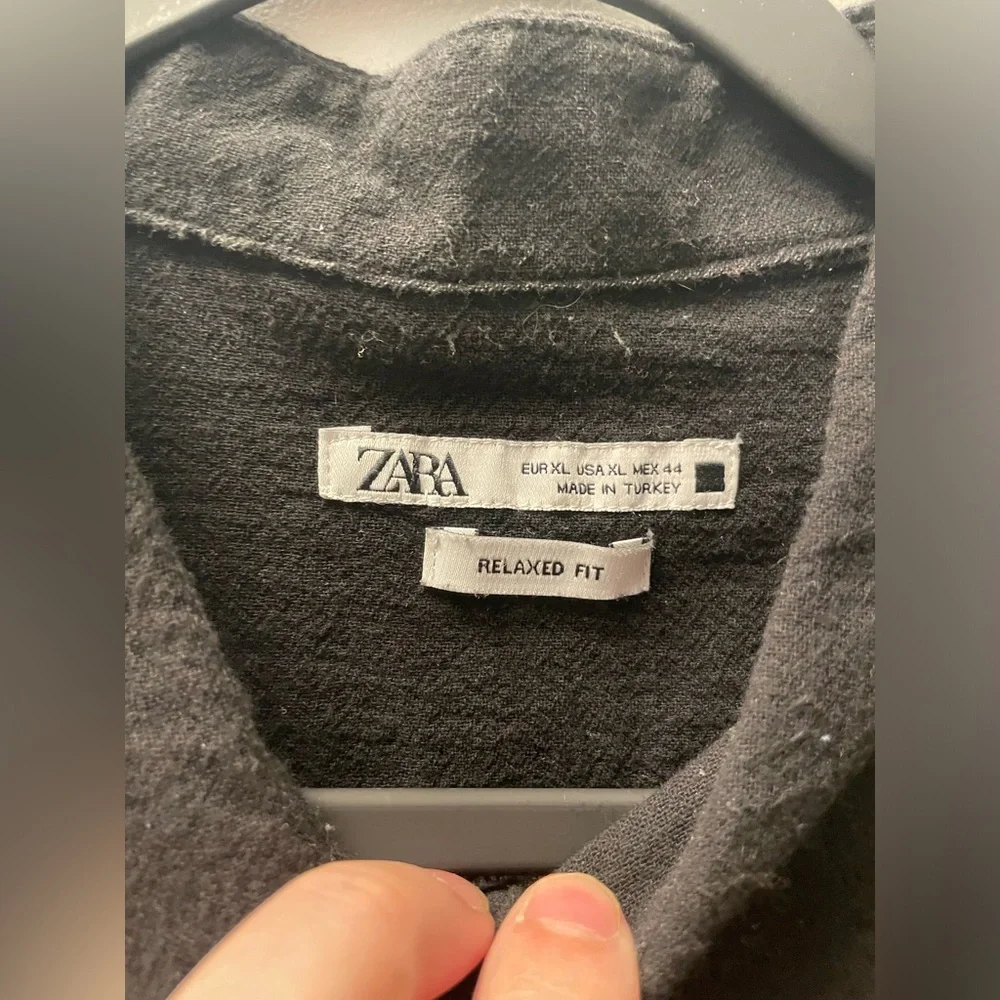 Zara Men Linen Button Down - Picture 2 of 4